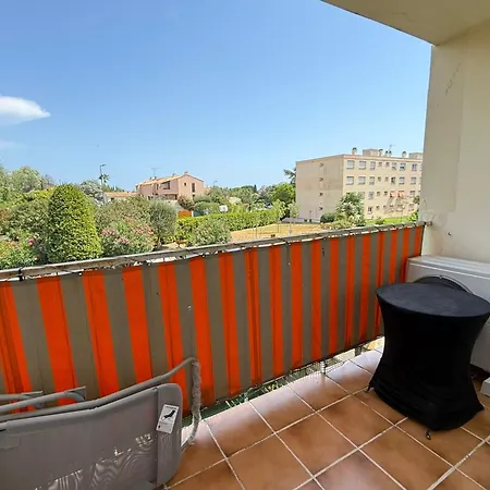 Climatise Avec Balcon Proche Centre & Plages * Antibes