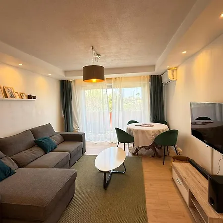 Apartmán Climatise Avec Balcon Proche Centre & Plages Antibes