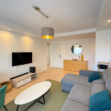 Climatise Avec Balcon Proche Centre & Plages * Antibes